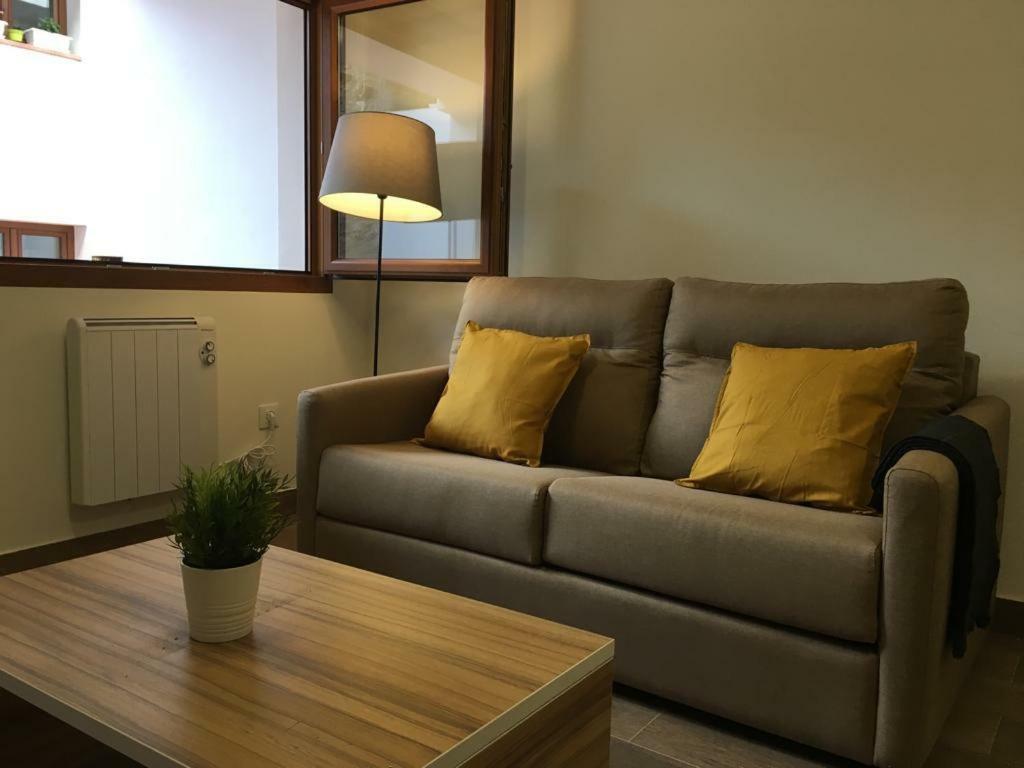 Apartamentos La Solana Potes Buitenkant foto